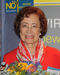 Ehrenobfrau Hermine KBÖBEL